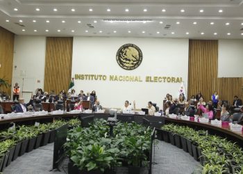 VOTO POSTAL DESDE EL EXTRANJERO ALCANZA MEDIA HISTÓRICA DE PARTICIPACIÓN