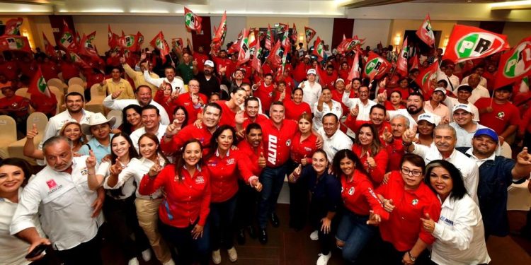 “PRESIDENTE NACIONAL DEL PRI, ALEJANDRO MORENO CÁRDENAS, EXPRESA SU PLENO RESPALDO A LAS CANDIDATURAS LOCALES Y FEDERALES DE LA CANDIDATURA COMÚN ‘JUNTOS POR BAJA CALIFORNIA SUR’”; FABRIZIO DEL CASTILLO MIRANDA, PRESIDENTE ESTATAL DEL PRI BCS.