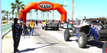 SUPERVISA GOBERNADOR Y TITULAR DE SEDATU AVANCES EN LA OBRA DEL PARQUE LIBRAMIENTO NORTE EN LA PAZ