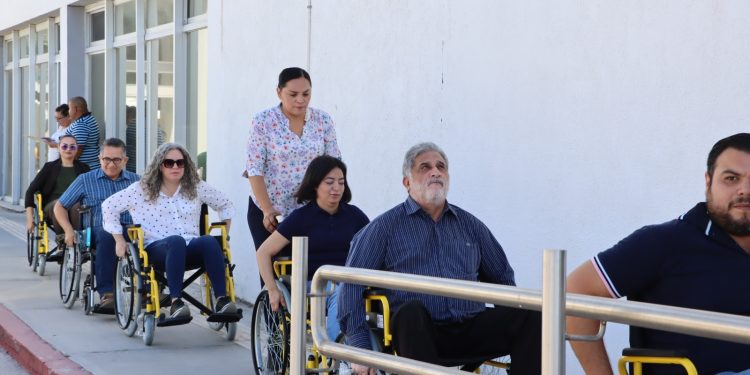 CAPACITAN A PERSONAL DE ISIPD, A TRAVÉS DE CURSO-TALLER PARA ATENCIÓN A PERSONAS CON DISCAPACIDAD