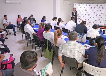 ASISTE GOBERNADOR DE BCS A REUNIÓN DE EVALUACIÓN DE AVANCES DE FEDERALIZACIÓN DE IMSS-BIENESTAR, EN NAYARIT