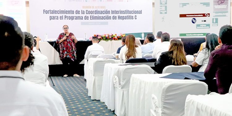 CAPACITAN A PERSONAL DE ISIPD, A TRAVÉS DE CURSO-TALLER PARA ATENCIÓN A PERSONAS CON DISCAPACIDAD