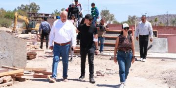 SUPERVISA GOBERNADOR Y TITULAR DE SEDATU AVANCES EN LA OBRA DEL PARQUE LIBRAMIENTO NORTE EN LA PAZ