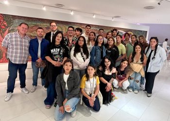 ALUMNOS DE LA UNIVERSIDAD MUNDIAL EXPLORARON EL ARTE Y DISEÑO EN CDMX