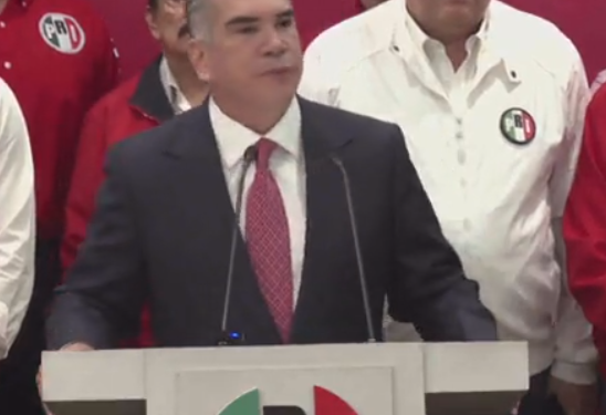 SI ÁLVAREZ MÁYNEZ DECLINA POR XÓCHITL GÁLVEZ, RENUNCIÓ A LA DIRIGENCIA NACIONAL DEL PRI Y A MI CANDIDATURA AL SENADO: ALEJANDRO MORENO