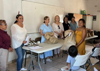 SMDIF EN COORDINACIÓN CON LA FUNDACIÓN UN GRANITO DE ARENA OTORGÓ “COSTALITOS DE AYUDA” A MAMAS ADOLESCENTES DEL PROGRAMA PAMAR EN CSL
