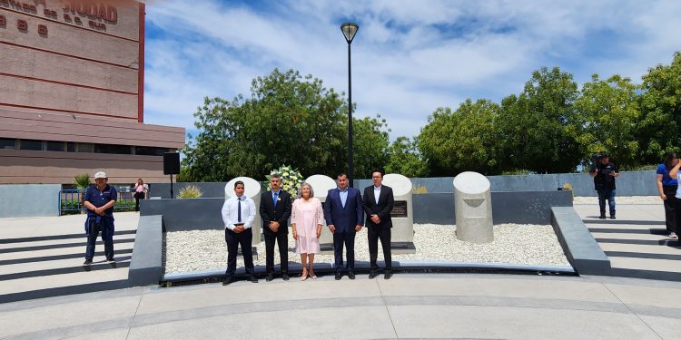 UN LLAMADO A LA UNIDAD, SOLIDARIDAD Y RESPETO CON SUS SEMEJANTES REALIZÓ EL SINDICATO DE TRABAJADORES DE LA EDUCACION AYER EN EL DIA DEL MAESTRO