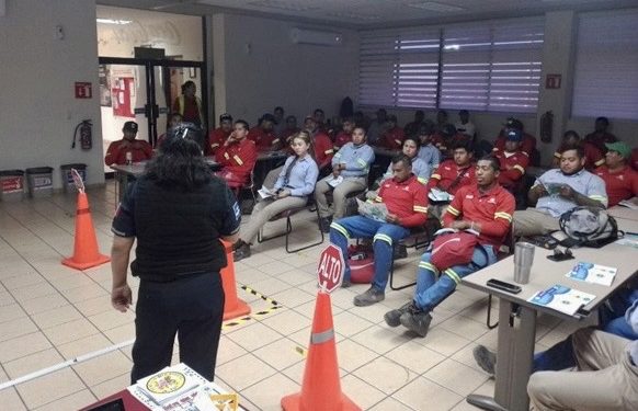 CONTINÚA TRÁNSITO MUNICIPAL CAPACITANDO A CHOFERES A TRAVÉS DE SUS EMPRESAS EN LOS CABOS