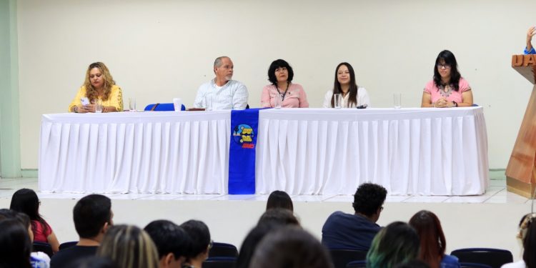 UABCS PROMUEVE LA INCLUSIÓN Y FOMENTA EL DIÁLOGO INTERCULTURAL EN CONVERSATORIO ACADÉMICO