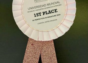 ALUMNOS DE ARQUITECTURA DE LA UM OBTIENEN PREMIO INTERNACIONAL EN REYNO UNIDO