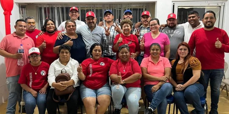 TRAS LAS HUELLAS Por Monserrath Villalejo Baeza