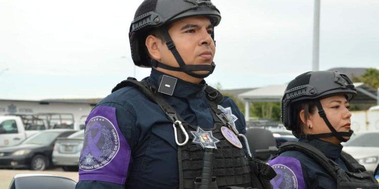 TRAS LAS HUELLAS Por Monserrath Villalejo Baeza