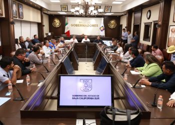 RECIBE GOBIERNO DE BCS, CONTRAPROPUESTA DE GRATIFICACIÓN QUINQUENAL DEL SNTE SECCIÓN III