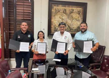 RECIBE ALCALDE OSCAR LEGGS CASTRO LA OBRA DE RENOVACIÓN DEL CENTRO DEPORTIVO “LA CHATARRERA” POR PARTE DE LA SEDATU