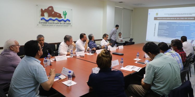 PRESENTÓ OOMSAPAS LOS CABOS AVANCES SIGNIFICATIVOS EN VARIOS PROYECTOS HÍDRICOS CRUCIALES Y LAS FUTURAS ESTRATEGIAS DE GESTIÓN DEL AGUA AL CONSEJO COORDINADOR DE LOS CABOS
