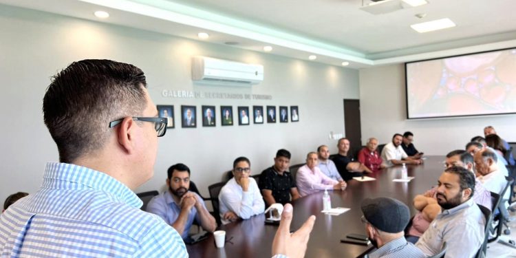 PRESENTA SALUD A COLECTIVOS PROTOCOLO PARA EL ACCESO A SERVICIOS SIN DISCRIMINACIÓN