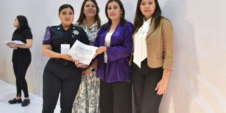 SOSTIENE VMCC REUNIÓN CON TRABAJADORES DE MANTENIMIENTO DE GOBIERNO