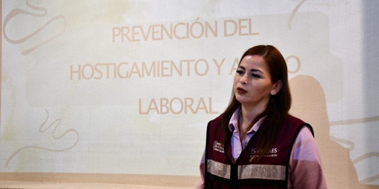 RECIBE SEPADA CONFERENCIA DE“PREVENCIÓN Y ERRADICACIÓN DE LA VIOLENCIA HACIA LAS MUJERES”
