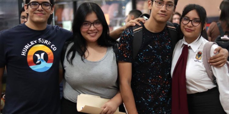 DESTACADA PARTICIPACIÓN DE JÓVENES EN JORNADA “MI EMPLEO DE VERANO”