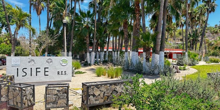 EJERCE ISIFE INVERSIÓN DE MÁS DE 600 MDP EN INFRAESTRUCTURA EDUCATIVA