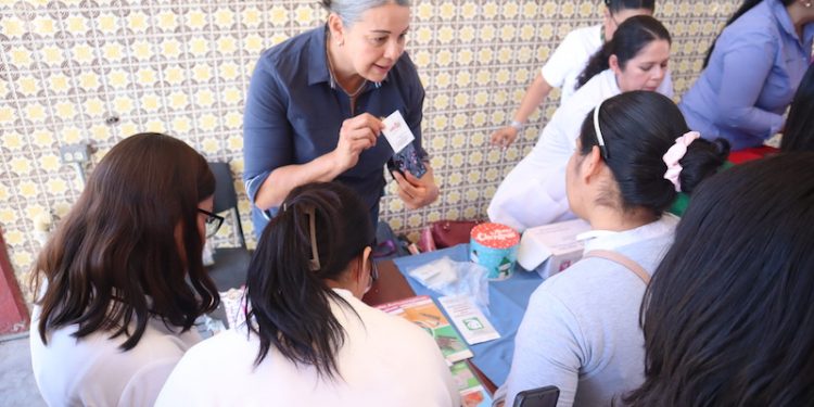 SOSTIENE VMCC REUNIÓN CON TRABAJADORES DE MANTENIMIENTO DE GOBIERNO