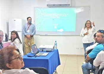 PRESENTAN DOCENTES DE BCS PROPUESTAS PARA CURSOS DE FORMACIÓN CONTINUA