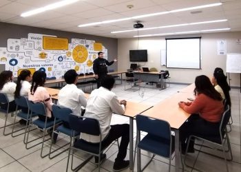 CAPACITA SEDIF A PERSONAL DEL CENTRO ASISTENCIAL INFANTIL LOMA LINDA