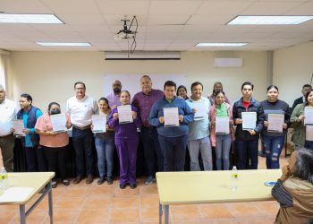 REALIZA MEJOREDU ANÁLISIS SOBRE ADICCIONES EN JÓVENES DE BCS