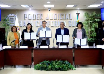 LA UABCS Y EL PODER JUDICIAL FIRMAN CONVENIO ESPECÍFICO DE COLABORACIÓN PARA LA REALIZACIÓN DE SERVICIO SOCIAL