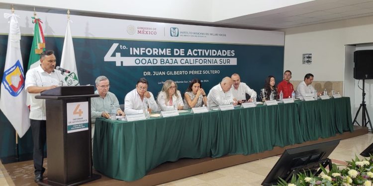 PRESENTA OOAD BAJA CALIFORNIA SUR 4o INFORME DE LABORES ANTE SECRETARIO GENERAL DEL  IMSS Y GOBERNADOR DEL ESTADO