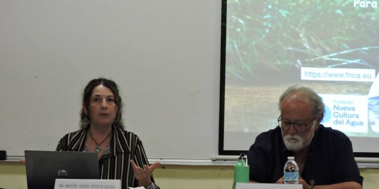 REALIZAN CICLO DE CONFERENCIAS EN LA UABCS LORETO SOBRE PROBLEMÁTICAS DEL AGUA Y CONSERVACIÓN DE RECURSOS NATURALES