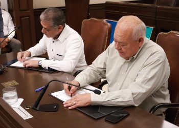 FIRMAN GOBIERNO DE BCS Y CFE, SUBSIDIO DE ENERGÍA ELÉCTRICA AL CONSUMO DOMÉSTICO