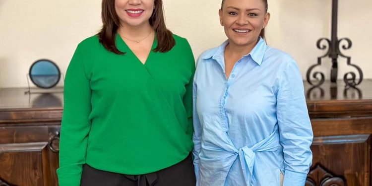 TRAS LAS HUELLAS Por Monserrath Villalejo Baeza