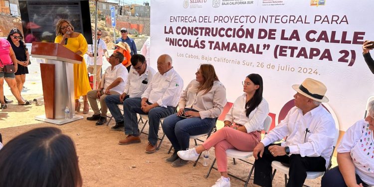 EL PRESIDENTE MUNICIPAL OSCAR LEGGS CASTRO Y EL GOBERNADOR VÍCTOR CASTRO COSÍO, INAUGURARON HOY LA AVENIDA NICOLÁS TAMARAL EN CABO SAN LUCAS