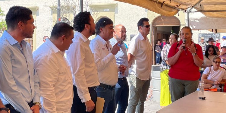 ACUERDAN AYUNTAMIENTO DE LOS CABOS Y SINDICATO DE TRABAJADORES LA REGULARIZACIÓN DE PAGOS EN CREDITOS FOVISSSTE Y CORTO PLAZO