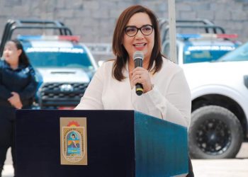 TRAS LAS HUELLAS Por Monserrath Villalejo Baeza