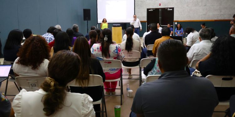 REALIZA ISMUJERES GIRA INFORMATIVA DE CRÉDITOS A MUJERES EMPRENDEDORAS 2024