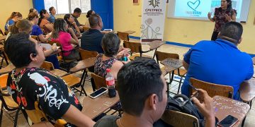 ATIENDE GOBIERNO DE BCS A MANIFESTANTES INCONFORMES SOBRE LEY A FAVOR DEL CAMBIO DE GÉNERO Y NOMBRE