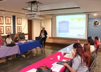 SOSTIENE SEP REUNIÓN CON CENTROS DE ATENCIÓN INFANTIL INCORPORADOS