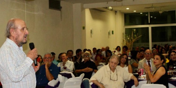 REUNIÓN DE EXALUMNOS UM CELEBRANDO SU XXV ANIVERSARIO.