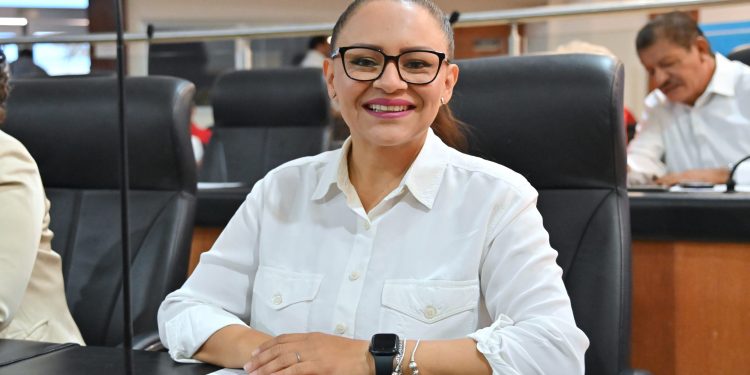 CONTINÚA TRABAJO DE GESTIÓN LA DIPUTADA PAZ DEL ALMA OCHOA