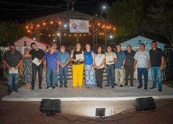 SE DESARROLLA CON ÉXITO EL CONCURSO DE COMPOSICIÓN DE LA CANCIÓN MULEGINA