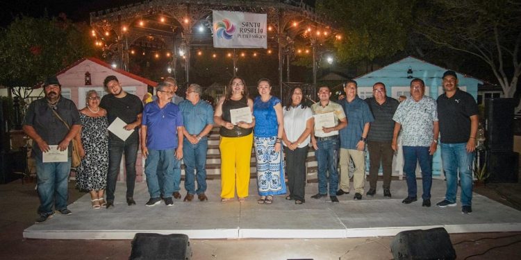 SE DESARROLLA CON ÉXITO EL CONCURSO DE COMPOSICIÓN DE LA CANCIÓN MULEGINA