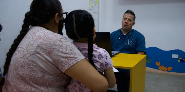 RECIBEN 22 PACIENTES EVALUACIÓN NEUROPEDIATRICA SIN COSTO EN EL CENTRO INTEGRAL DE DESARROLLO DE LOS CABOS