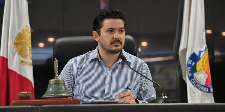RECIBE CONGRESO DE BCS TERNA PARA LA VACANTE DE MAGISTRADO (A) DEL TJA