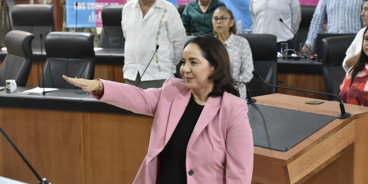 CYNTHIA VANESSA MACÍAS RAMOS ELECTA COMISIONADA DEL ITAIBCS