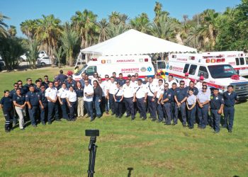 RECIBE EL DEPARTAMENTO DE BOMBEROS DE SJC 3 AMBULANCIAS POR PARTE DE GRUPO QUESTRO