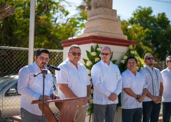 GOBIERNO DE LOS CABOS HONRA AL BENEMÉRITO DE LAS AMERICAS POR EL 152° ANIVERSARIO LUCTUOSO