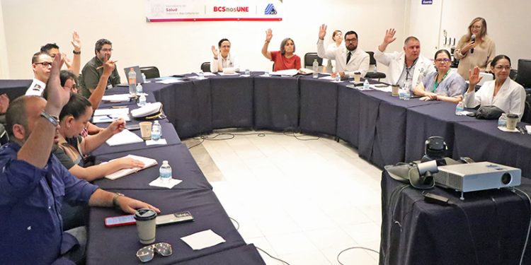 RECONOCE GOBERNADOR SOLIDARIDAD DE ORGANIZACIONES SINDICALES