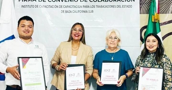 FIRMAN CONVENIO DE CAPACITACIÓN BCS Y BC